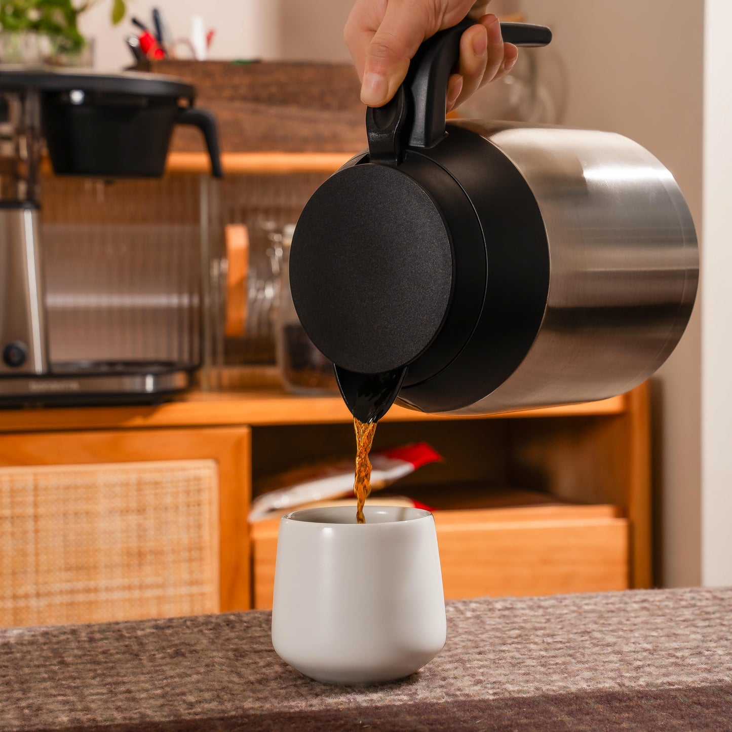 Cafetera de goteo Connoisseur de 8 tazas — Preparación de precisión, jarra térmica
