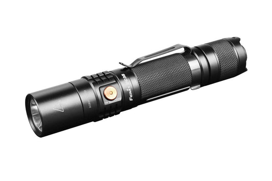 Linterna recargable LED Fenix UC35 V2.0 — 1000 lúmenes, haz de 265 m, EDC