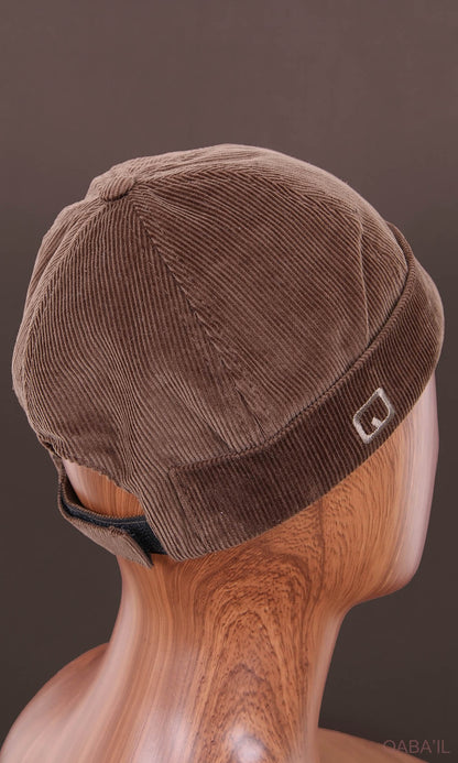 QL Velvet Docker Hat in Camel